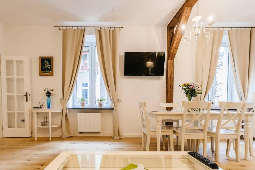 Old Town Apartment Delux Краков Экстерьер фото