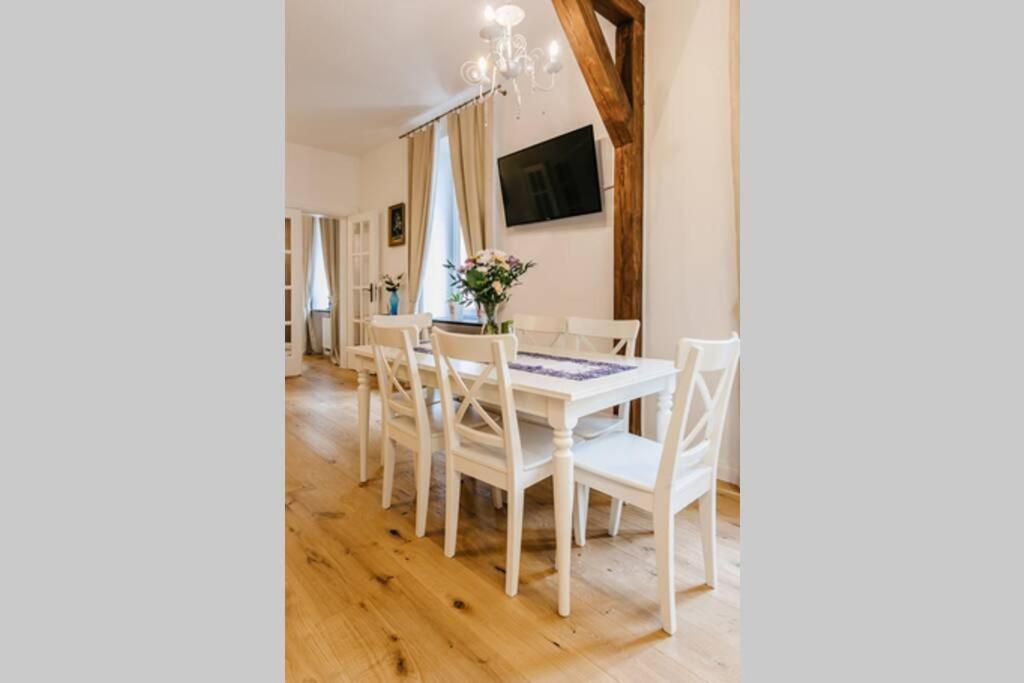 Old Town Apartment Delux Краков Экстерьер фото