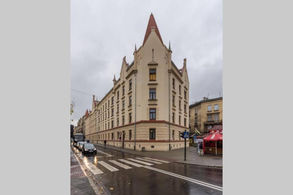 Old Town Apartment Delux Краков Экстерьер фото